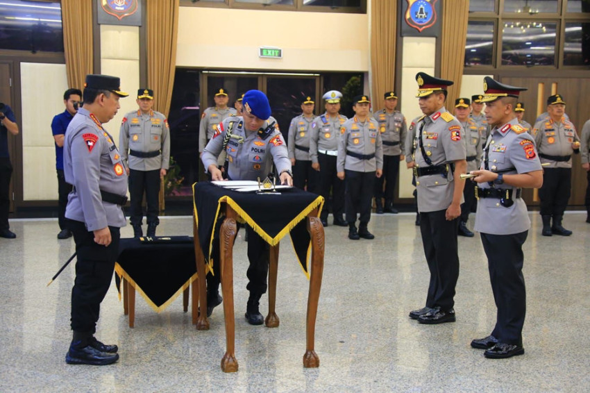 12 Kapolda Lulusan Akpol 1994 Teman Satu Angkatan Kakortastipidkor Polri Irjen Pol Totok Suharyanto